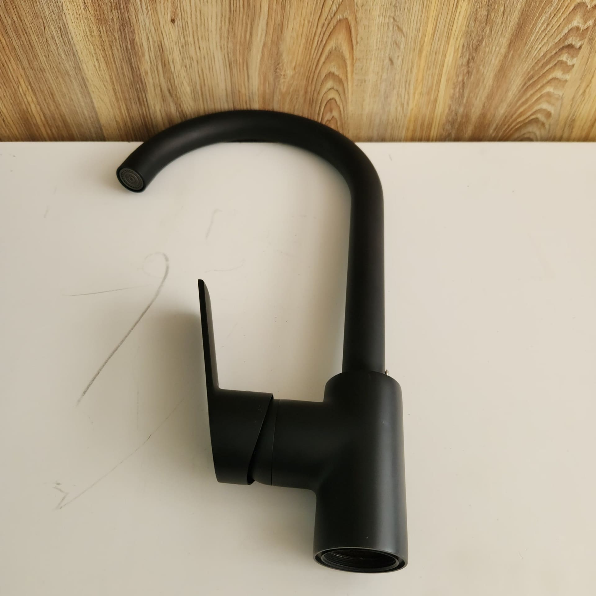 Mitigeur Évier Rianno R1003B – Noir